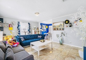 Stylish Vacation Home Close to Everything