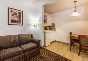 Suburban Extended Stay Abercorn