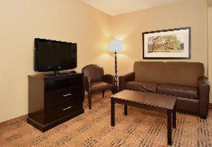 Suburban Studios Cary - RDU Airport