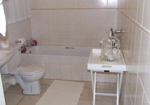 Suite 2-Doves Nest Guest House-Bed and Breakfast
