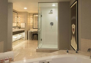 Suite + Connecting Room at a 4⭐️ Hotel