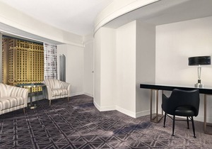 Suite + Connecting Room at a 4⭐️ Hotel