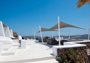 Suite Ruby one bedroom suite with shared pool in Agia Sofia
