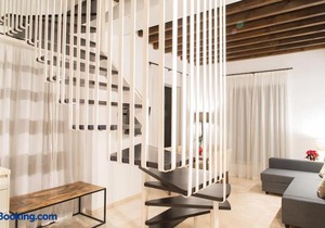 Suites Campo del Principe
