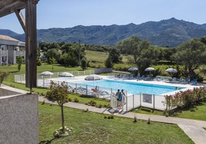 Summer apartment in the hilly landscape of Oletta