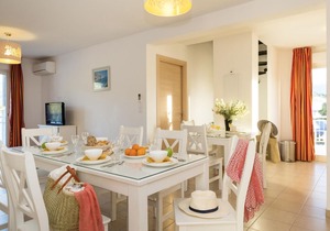 Summer apartment in the hilly landscape of Oletta
