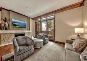 Summer Sale- 2 Bedroom At Constellation Residences Condo
