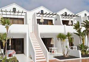 Sun Blessed South Facing First Floor Apartment in Costa Teguise Lanzarote