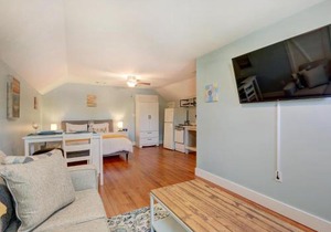 Sundial Inn Unit 3