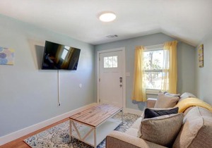 Sundial Inn Unit 3
