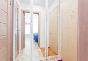 Sunny apartments on Yulii Zdanovskoi st 36b