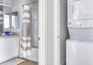 Sunny Berkeley 1BR w/ W/D & Coworking, walkable to BART, by Blueground