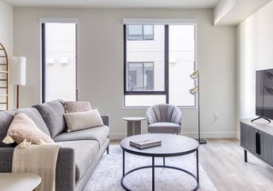 Sunny Berkeley 1BR w/ W/D & Coworking, walkable to BART, by Blueground