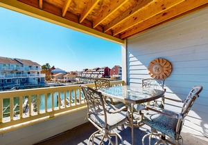 Sunny Condo w/Private Balcony, Free WiFi, Shared Pools, Tennis Court, and A/C