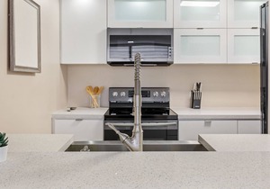 Sunny Flat | Modern and bright suite apartment with beautiful views of San Juan