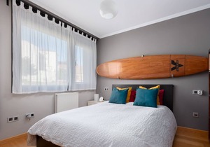Sunny, modern apartment | Walk everywhere | Sleeps 4
