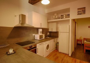 Sunny Studio in the Heart of Ajaccio – Walk to Beach and Market, Ideal for City Exploration