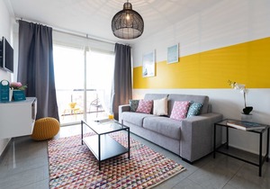 Sunny Terrace 2C - One Bedroom Apartment, Sleeps 4