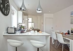 Sunnymead Penthouse, Exmouth - an apartment that sleeps 4 guests in 2 bedrooms