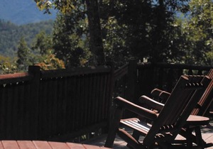 Sunrise Ridge - Free Train Tours + Cabin + Stunning Views/Deck + Close to