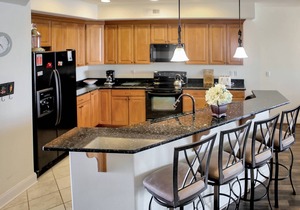 Sunset Bay Villa 212 - Pet friendly; Waterfront!