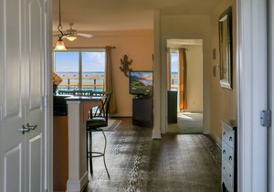 Sunset Bay Villa 212 - Pet friendly; Waterfront!