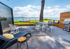 'Sunset@Corlette' *2 SUPs 2 Kayaks* WATERFRONT ACCOMMODATION Port Stephens