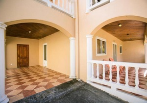 Sunset Villas 10B