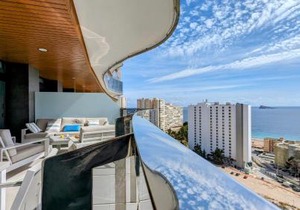 SUNSET WAVES luxury apartment