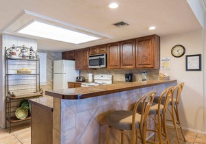 Suntide II 206 - Condo w/Private Balcony, Beachfront Pool & Spa, Sun Deck, Sand Volleyball, Tennis Court