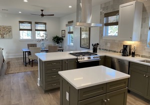 SUPER COMFY & BEAUTIFUL 3/3 TOWNHOME - BEST LOCATION! HEART OF NOLA