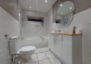 Super King 2 Bedroom Apartment, Jesmond.