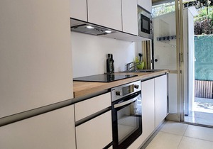 Superb 3-room RDJ just a stone's throw from the beaches 295L