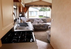 Superb 6 berth caravan at Naze Marine Holiday Park in Essex ref 17104P