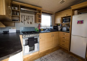 Superb 6 berth caravan with free WiFi at Naze Marine Holiday Park ref 17012CC