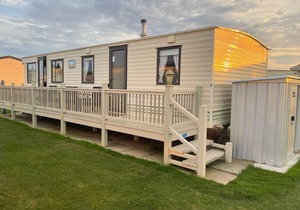 Superb 8 berth caravan with free WiFi in Skegness ref 67026K