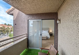 Superhost 5 Star ⭐️ Service Spacious 1 Bedroom