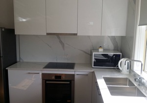 Superior 2-bedroom at Hampton Court Apartments