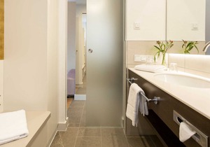 Superior Double Room - Emich's Hotel