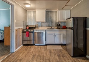 Surf Haven Unit S w/fire pit walking distance to surfing beaches