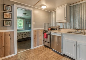 Surf Haven Unit S w/fire pit walking distance to surfing beaches