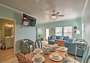 Surfside Beach House with Balcony and Ocean Views!