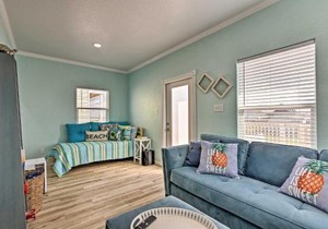 Surfside Beach House with Balcony and Ocean Views!