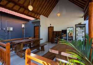 Surya Maha Bungallo(Double bed with Pool view)