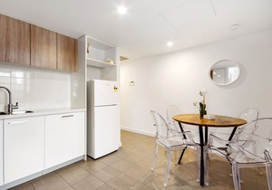 Swainson on Grote in Adelaide