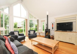 Swandown, 3 Blackdown