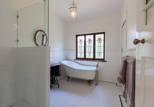 Sweet Love - Byron Bay Hinterland