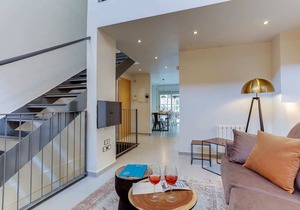 Sweett | Callao I - Three Bedroom Apartment, Sleeps 7
