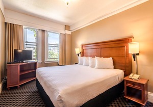 Sylvia Hotel