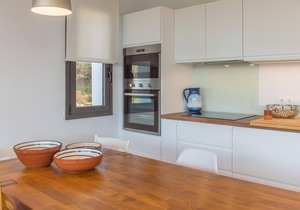 T-5 TAMARIU 8PAX - Four Bedroom House, Sleeps 8